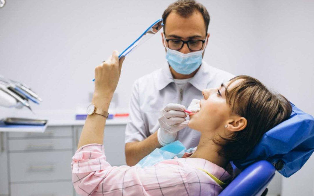 Learn How To Get The Ideal Smile for Video Calls
