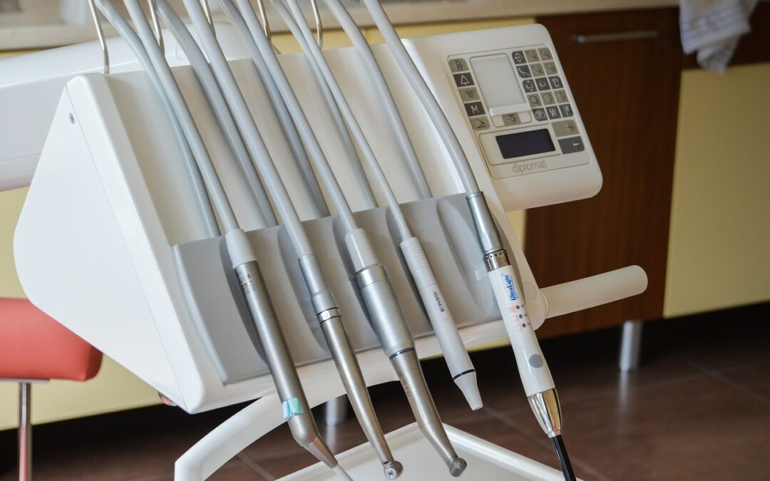 Primary Reasons Why You Should Visit The Dentist Daily